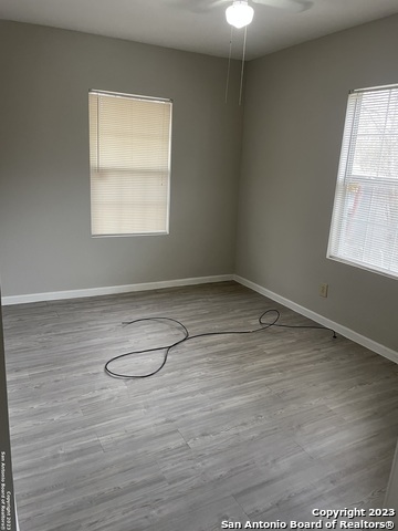 Image 9 of 10 For 1526 Craig W