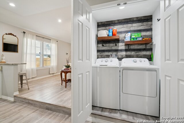 Image 17 of 28 For 636 Skyline Dr