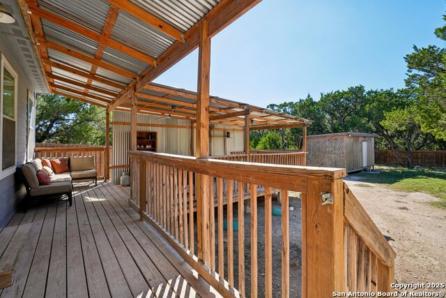 Image 18 of 28 For 636 Skyline Dr