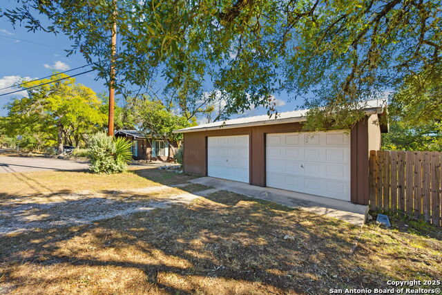 Image 4 of 41 For 3119 Tanglewood