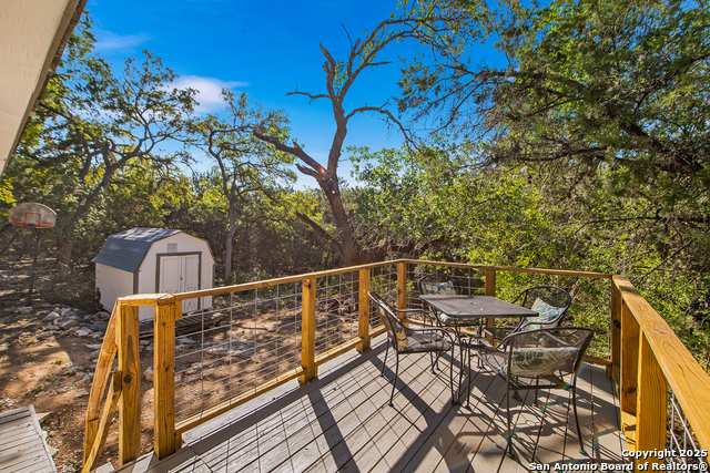 Image 19 of 31 For 1230 Echo Meadow