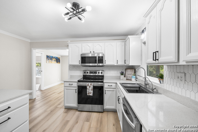 Image 9 of 31 For 1230 Echo Meadow