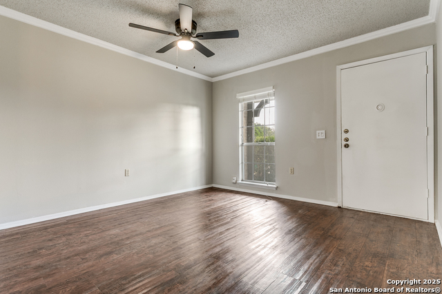 Image 7 of 25 For 109 Meadow Hill