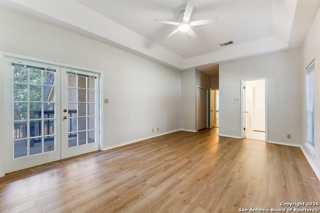 Image 14 of 26 For 15558 Clover