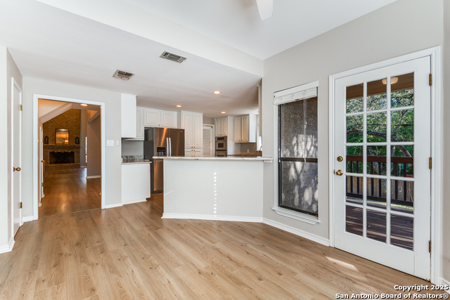 Image 8 of 26 For 15558 Clover