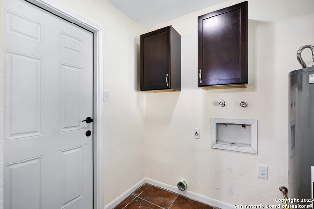 Listing photo id 20 for 5207 Galahad