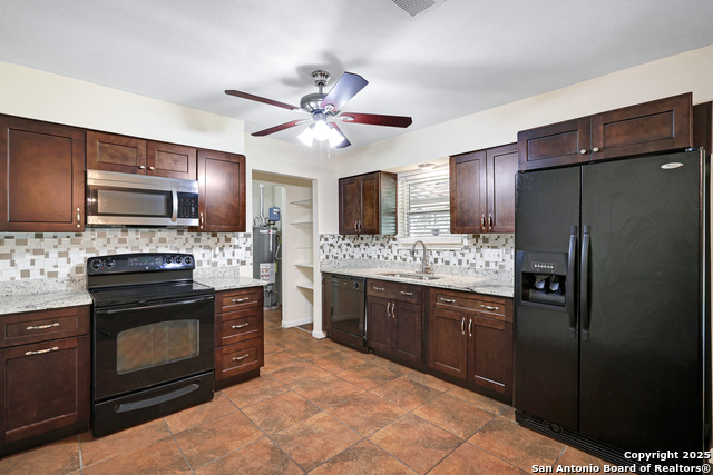 Listing photo id 6 for 5207 Galahad