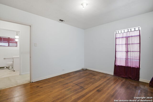 Image 11 of 18 For 2742 Craig Pl W