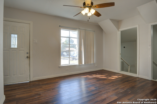 Image 8 of 22 For 2375 Burnet  