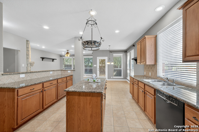 Image 13 of 47 For 1927 Milan