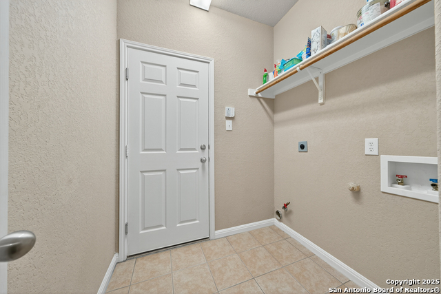 Image 32 of 47 For 1927 Milan