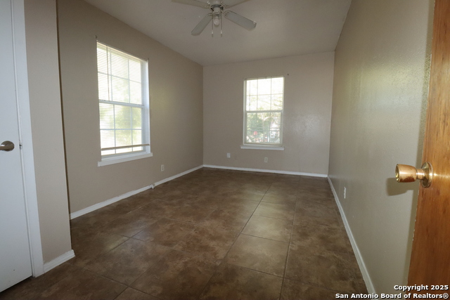 Image 8 of 22 For 164 Grapeland