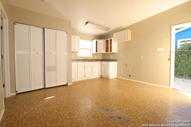 Image 9 of 22 For 164 Grapeland