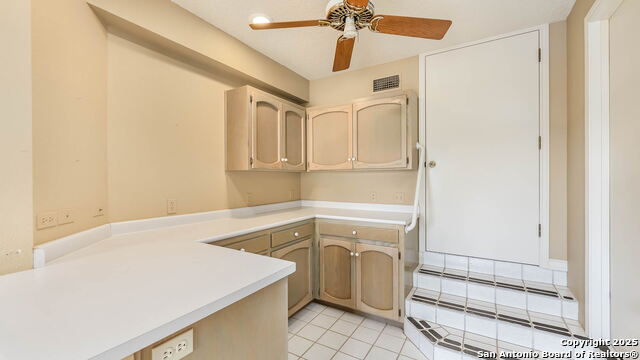 Image 15 of 32 For 642 Lakebreeze