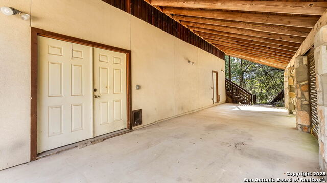 Image 21 of 32 For 642 Lakebreeze