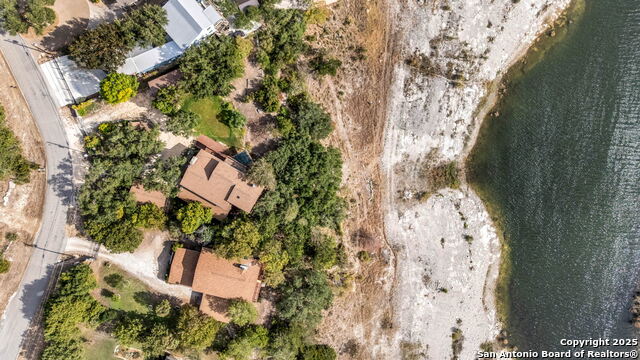 Image 26 of 32 For 642 Lakebreeze