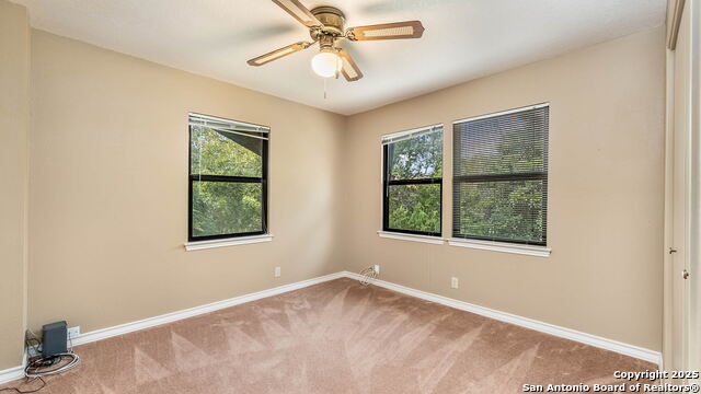 Image 7 of 32 For 642 Lakebreeze