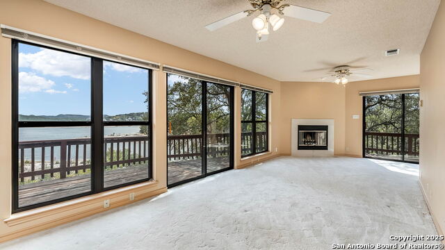 Image 9 of 32 For 642 Lakebreeze