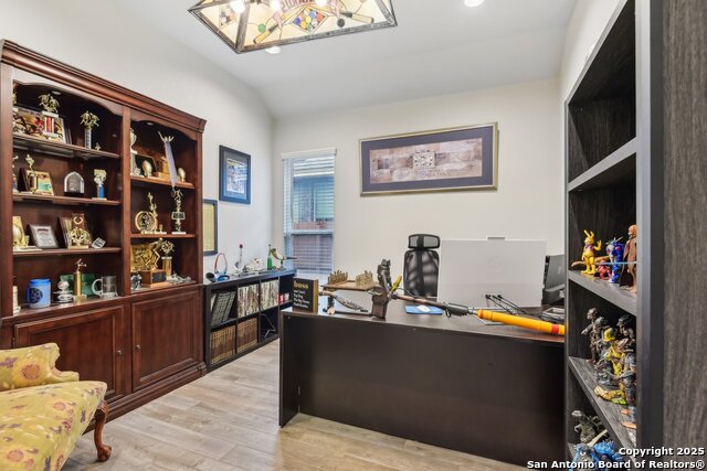 Image 3 of 42 For 14536 Gold Rush Pass