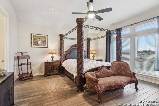 Image 32 of 42 For 14536 Gold Rush Pass