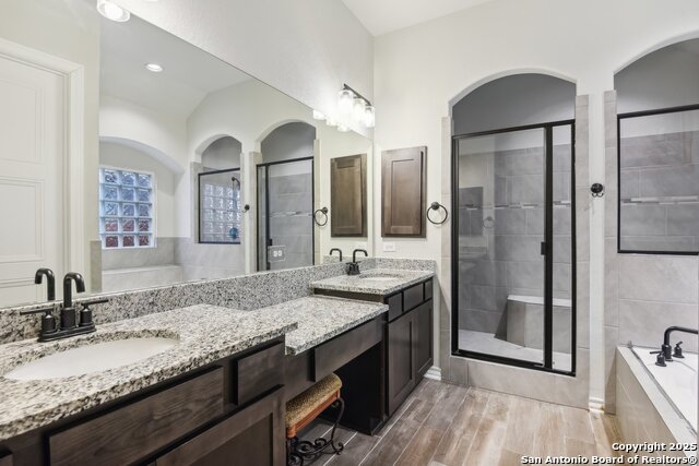 Image 35 of 42 For 14536 Gold Rush Pass