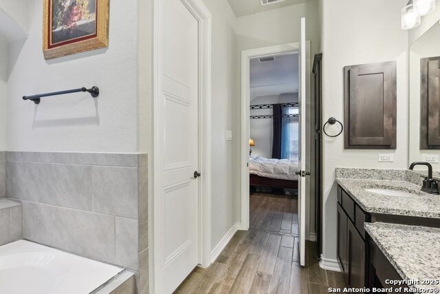 Image 36 of 42 For 14536 Gold Rush Pass