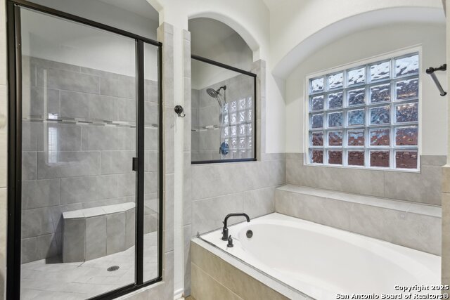 Image 37 of 42 For 14536 Gold Rush Pass