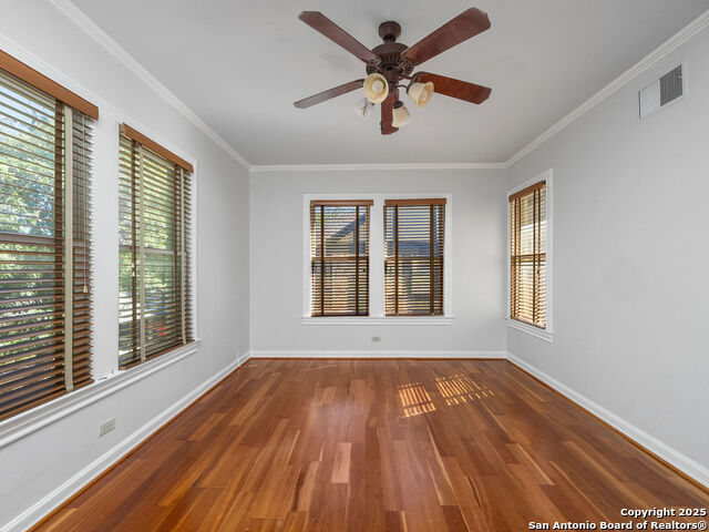 Image 31 of 48 For 217 Rosewood E