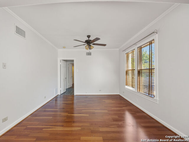 Image 32 of 48 For 217 Rosewood E