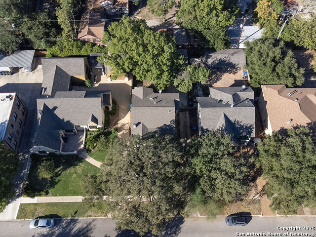 Image 42 of 48 For 217 Rosewood E