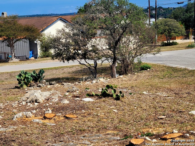 Image 4 of 5 For 2566 Glenn Dr