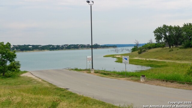 Image 5 of 5 For 2566 Glenn Dr