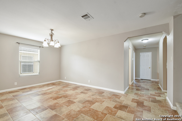 Image 12 of 39 For 240 Katie Ct