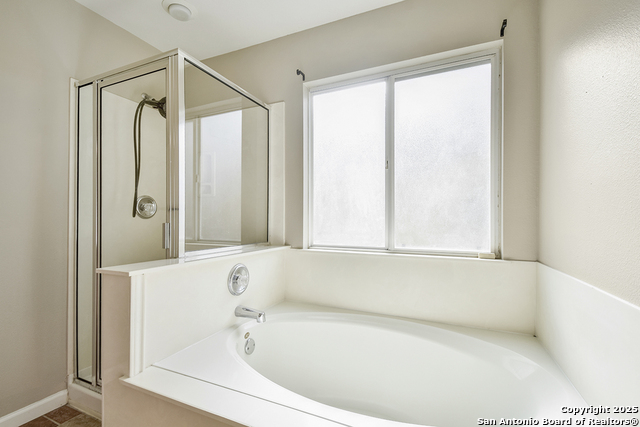 Image 19 of 39 For 240 Katie Ct