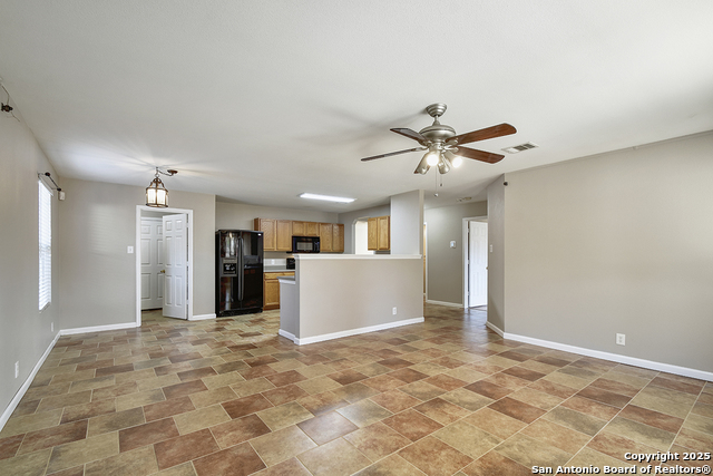 Image 5 of 39 For 240 Katie Ct