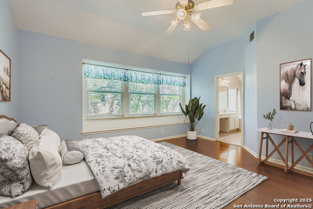 Listing photo id 10 for 1111 Crystal Spring