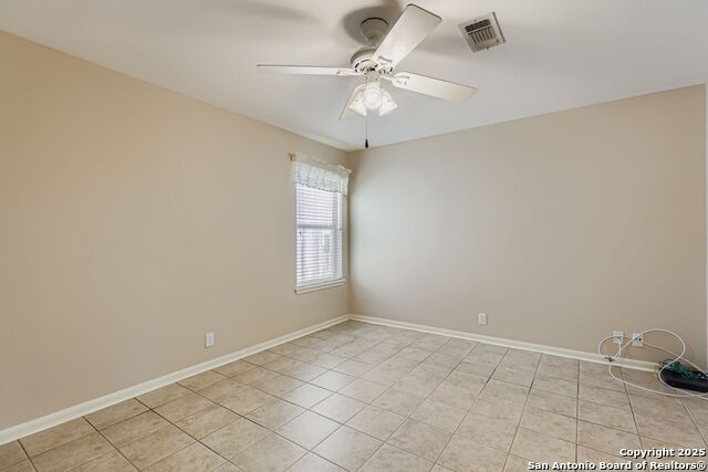 Listing photo id 13 for 1111 Crystal Spring