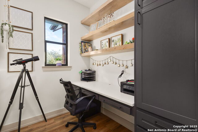 Image 28 of 49 For 1341 Merlot