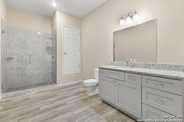 Listing photo id 20 for 703 Petaluma Blvd W