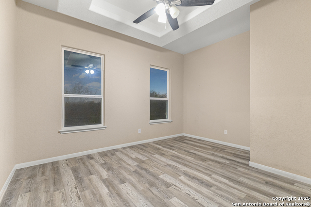 Listing photo id 24 for 703 Petaluma Blvd W