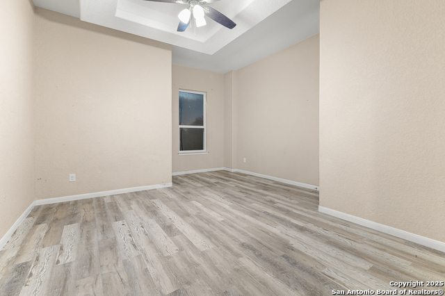 Listing photo id 36 for 703 Petaluma Blvd W