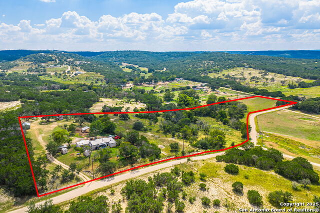 Details for 132 Silver Creek, Center Point, TX 78010