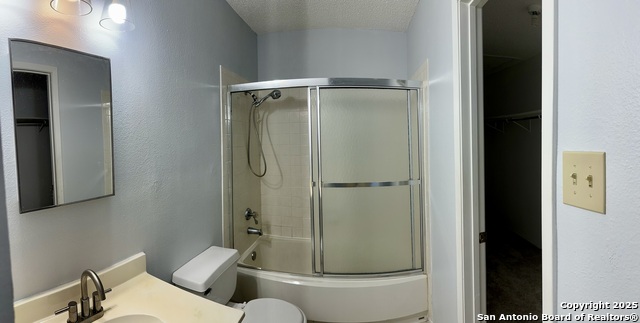 Image 8 of 15 For 9847 Kelton