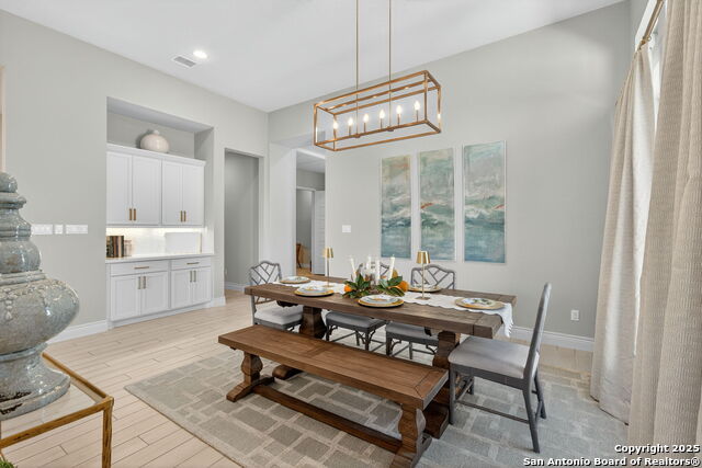 Listing photo id 8 for 24314 Downhill Lie