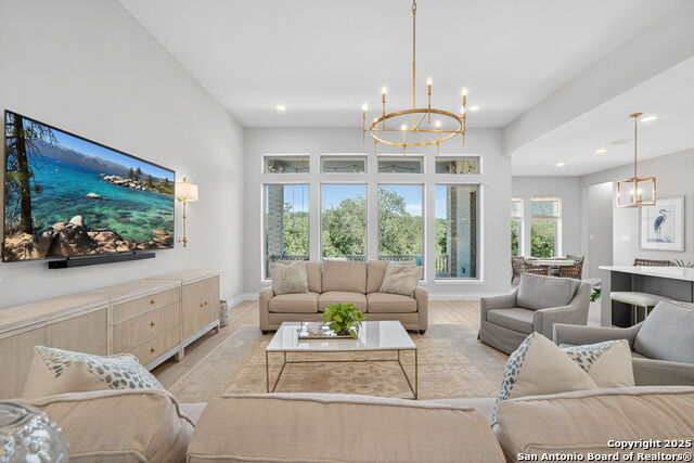 Listing photo id 14 for 24314 Downhill Lie