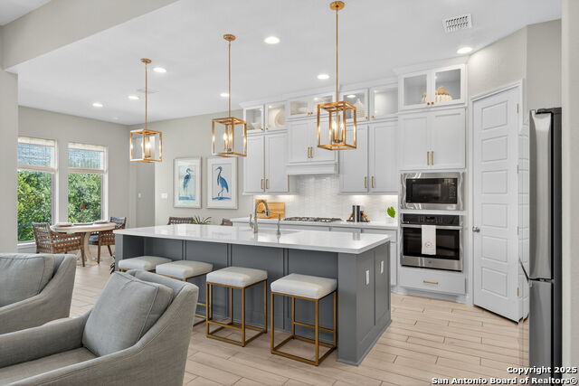 Listing photo id 17 for 24314 Downhill Lie