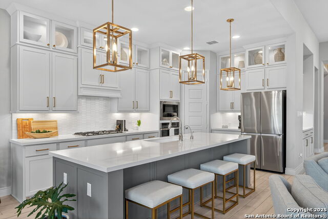 Listing photo id 18 for 24314 Downhill Lie