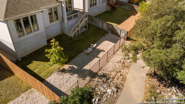 Listing photo id 43 for 24314 Downhill Lie