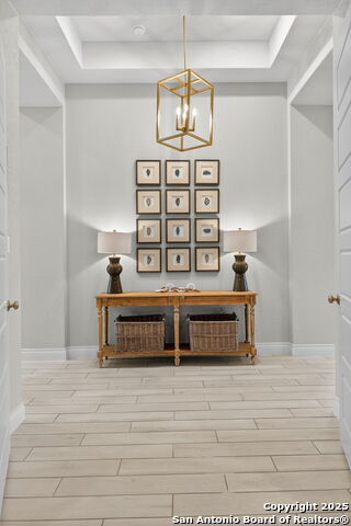 Listing photo id 5 for 24314 Downhill Lie