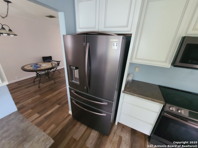 Listing photo id 8 for 8607 Silver Quail